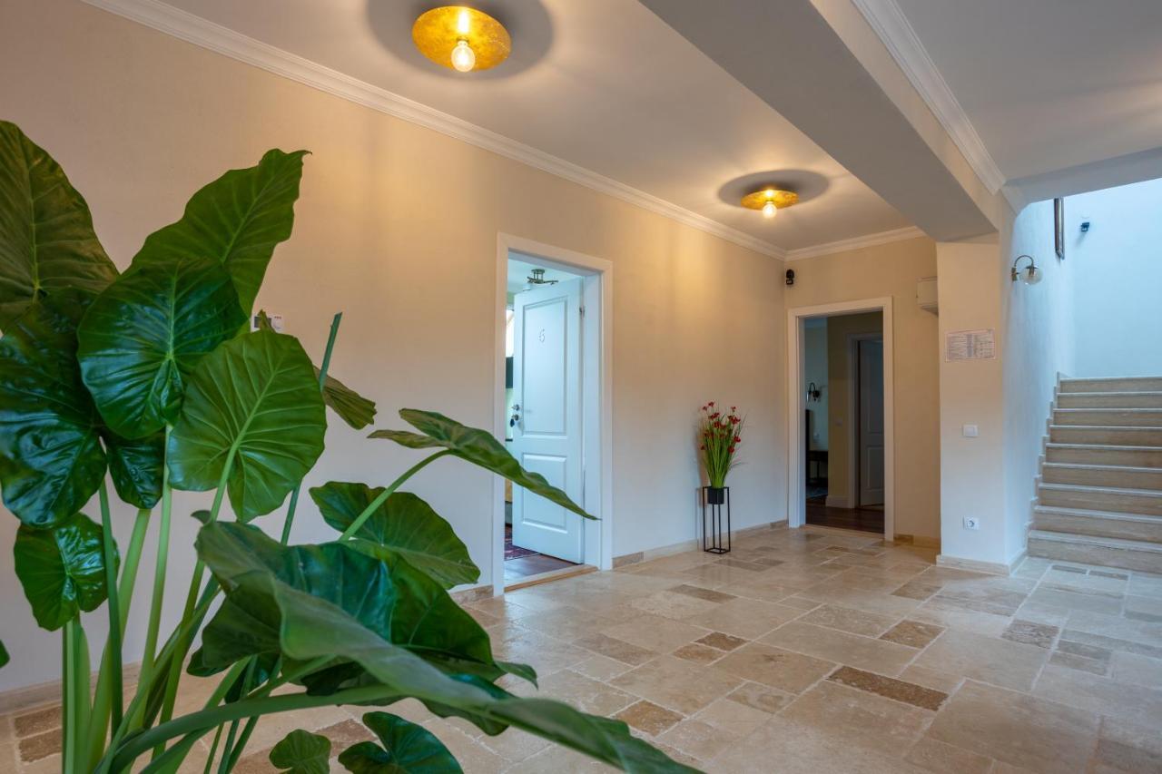 Vila Missy Deva Extérieur photo