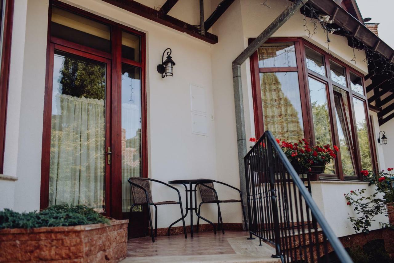 Vila Missy Deva Extérieur photo